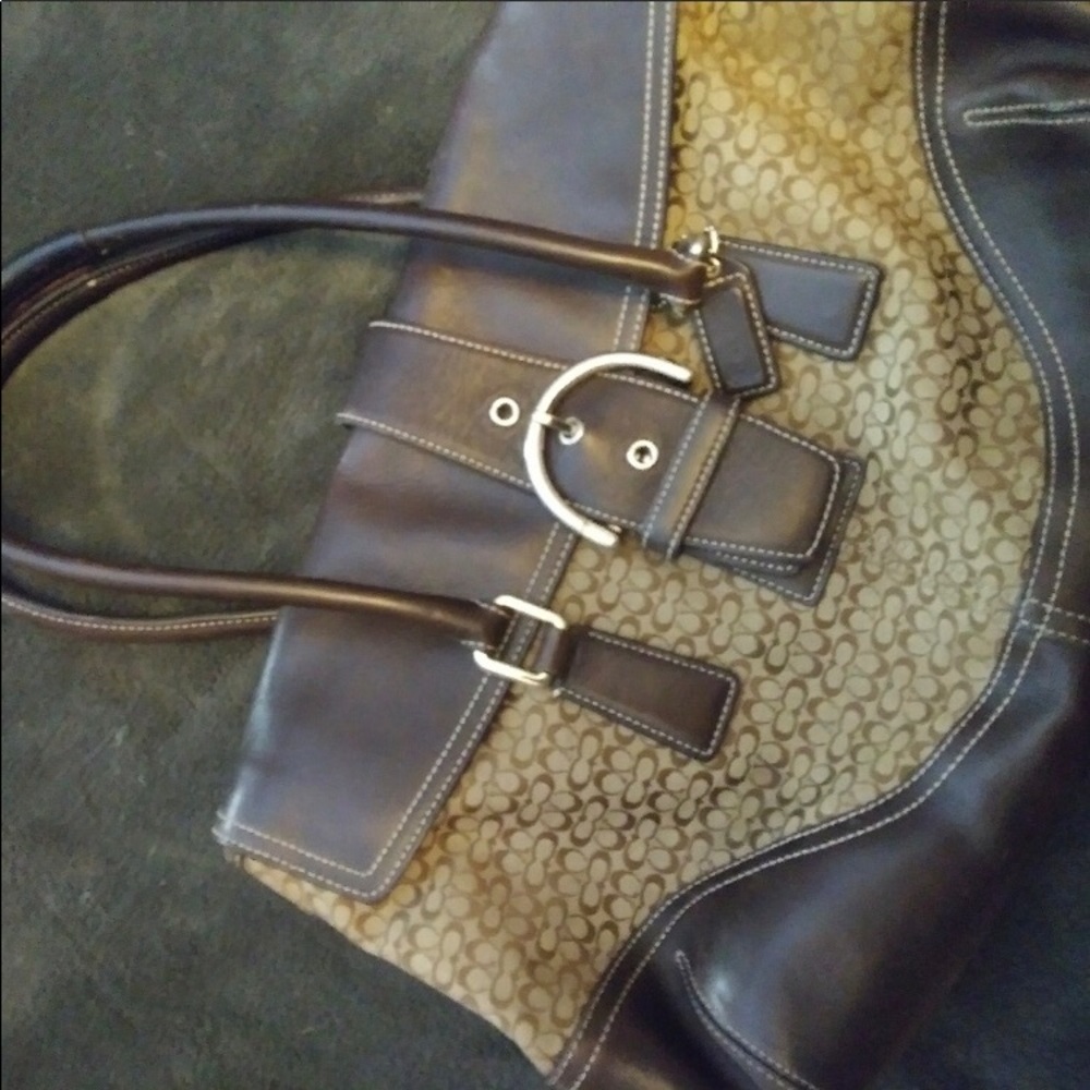 Coach shoulder bag